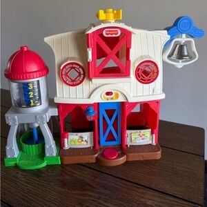2019 Fisher-Price Little People Caring for Animals Farm Set - BARN ONLY, WORKS